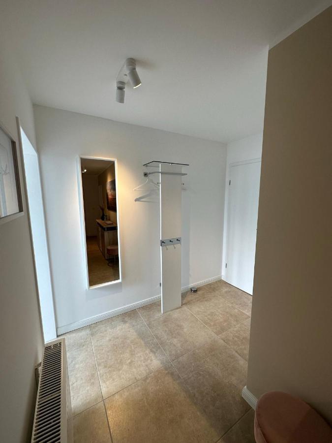 Helle, Grosszuegige Ferienwohnung Fuer 2 - 3 Personen Mit Parkplatz + E-Ladestation In Buchholz, Nordheide Buchholz in der Nordheide Luaran gambar