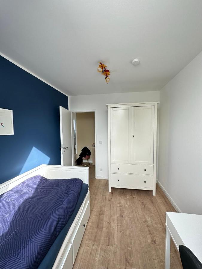 Helle, Grosszuegige Ferienwohnung Fuer 2 - 3 Personen Mit Parkplatz + E-Ladestation In Buchholz, Nordheide Buchholz in der Nordheide Luaran gambar