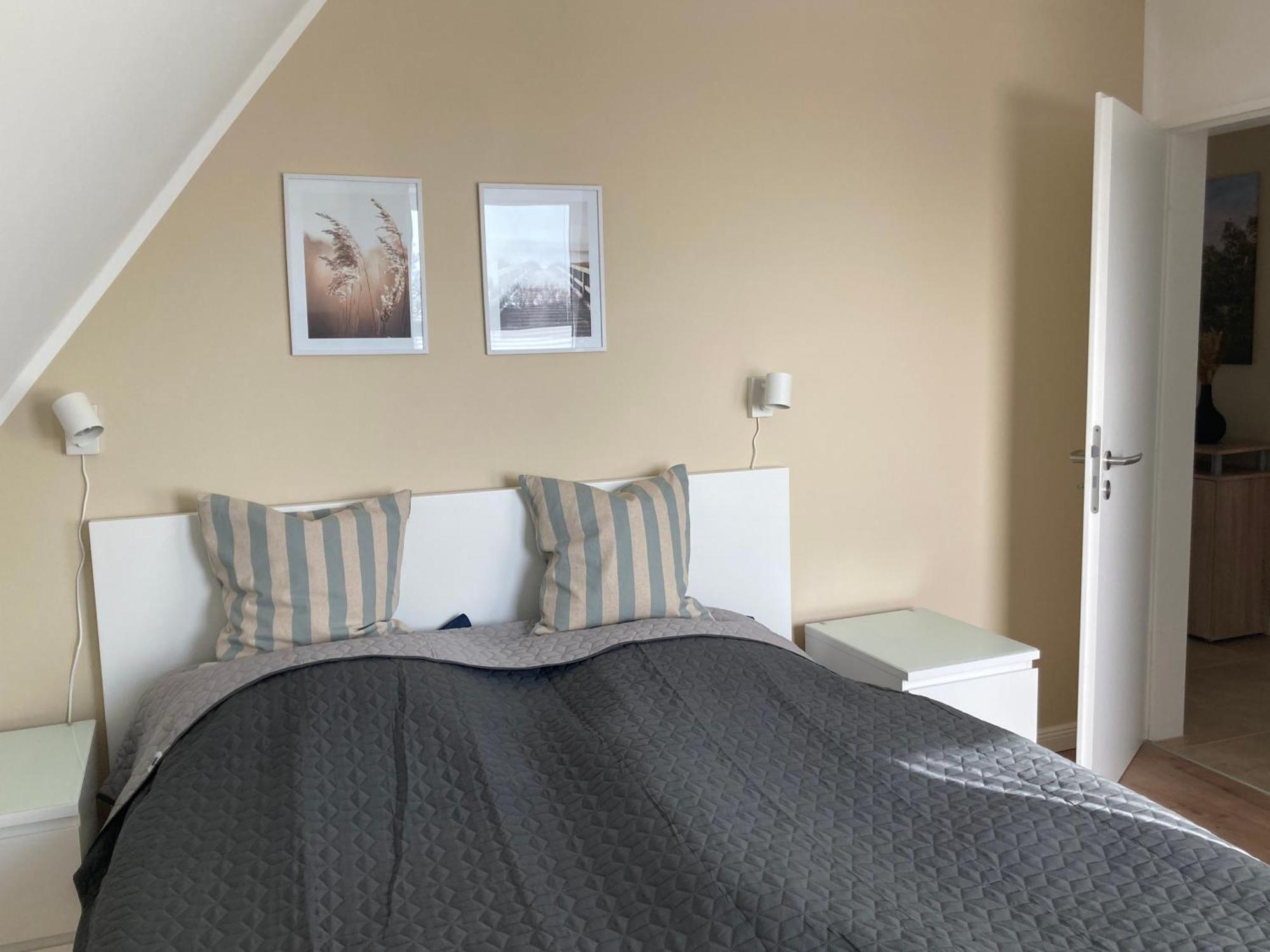 Helle, Grosszuegige Ferienwohnung Fuer 2 - 3 Personen Mit Parkplatz + E-Ladestation In Buchholz, Nordheide Buchholz in der Nordheide Luaran gambar