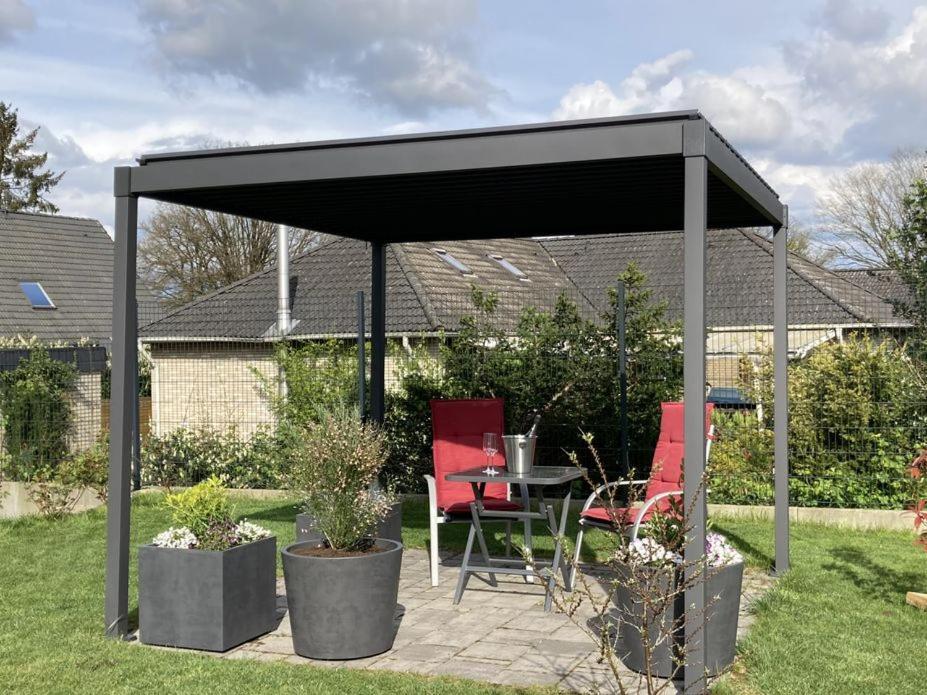 Helle, Grosszuegige Ferienwohnung Fuer 2 - 3 Personen Mit Parkplatz + E-Ladestation In Buchholz, Nordheide Buchholz in der Nordheide Luaran gambar
